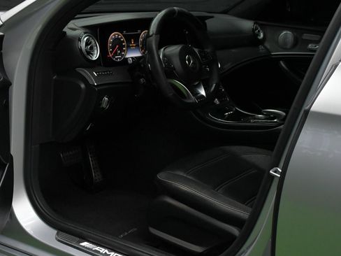 Used 2018 Mercedes-Benz E 63 AMG S image 24