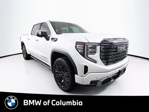 Used 2022 GMC Sierra 1500 Denali Ultimate image 1
