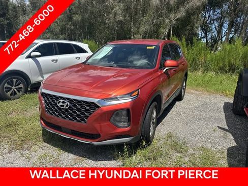 Used 2020 Hyundai Santa Fe SE w/ Cargo Package FWD image 3