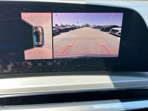 Used 2024 Cadillac Lyriq Luxury AWD/4WD image 27
