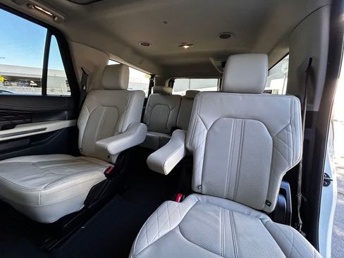 Used 2021 Ford Expedition Max Platinum AWD/4WD image 14