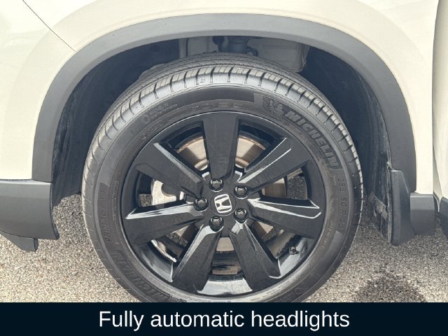Used 2025 Honda Pilot Black Edition image 29