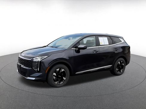 Used 2026 Kia Sportage LX FWD image 8