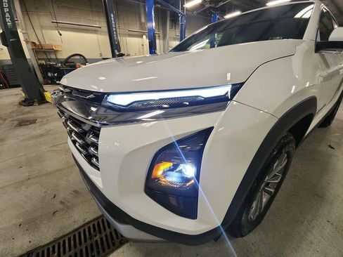 Certified 2025 Chevrolet Equinox LT w/ Convenience Package II image 29