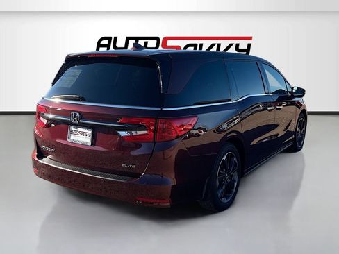 Used 2021 Honda Odyssey Elite image 7