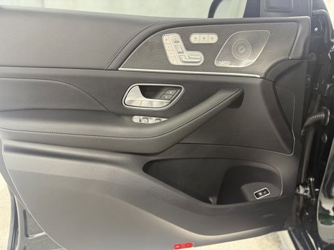 Used 2025 Mercedes-Benz GLE 53 AMG 4MATIC Coupe image 11