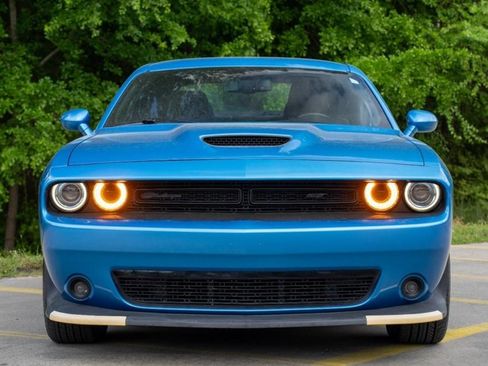 Used 2019 Dodge Challenger GT w/ Blacktop Package AWD/4WD image 8