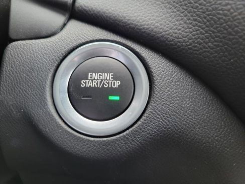 Used 2023 Chevrolet Equinox LT image 21