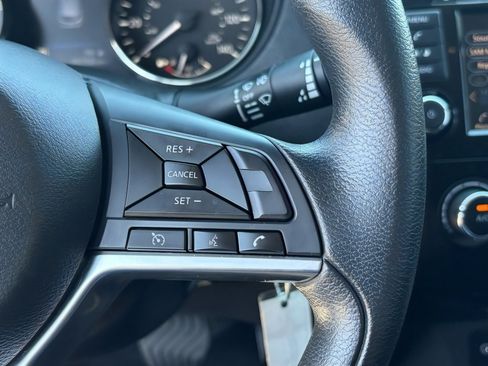 Used 2019 Nissan Rogue Sport S image 20