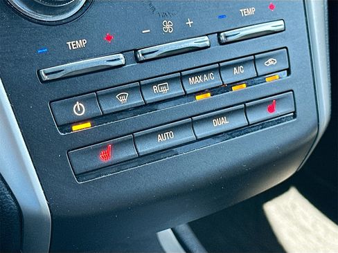 Used 2017 Lincoln MKC Premiere image 19