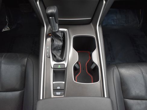Used 2019 Honda Accord EX-L image 15