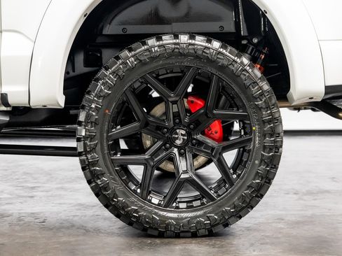 Used 2023 Ford F150 Lariat w/ Equipment Group 502A High image 17