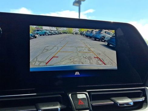 Used 2025 Chevrolet TrailBlazer LT AWD/4WD image 18
