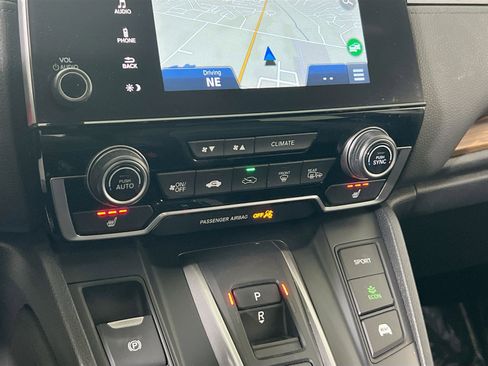 Used 2022 Honda CR-V Touring image 16