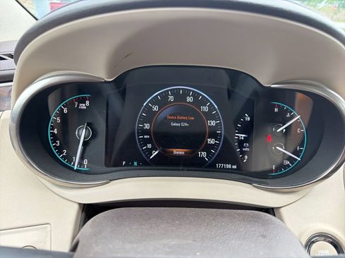 Used 2014 Buick LaCrosse Leather w/ Driver Confidence Package FWD image 8