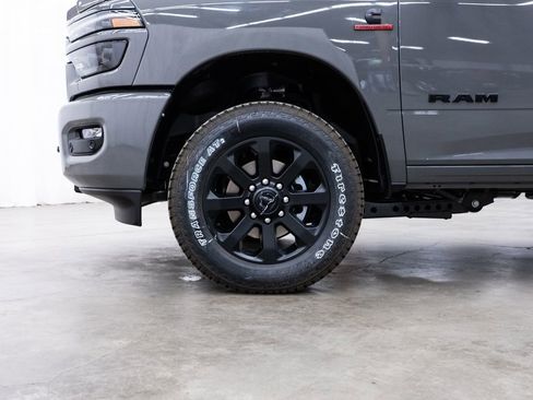 New 2026 RAM 2500 Laramie AWD/4WD image 7