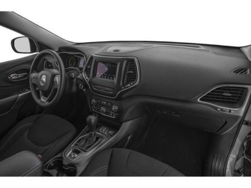 Used 2020 Jeep Cherokee Trailhawk image 15