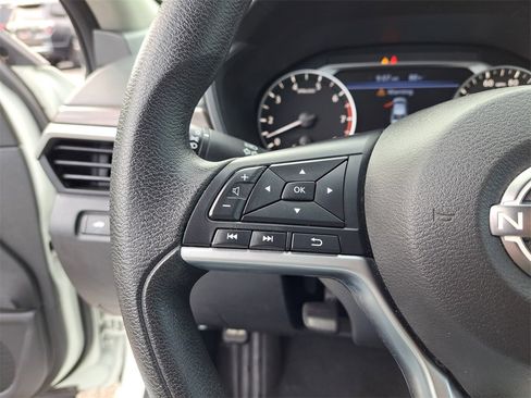 Certified 2023 Nissan Altima 2.5 SV image 19