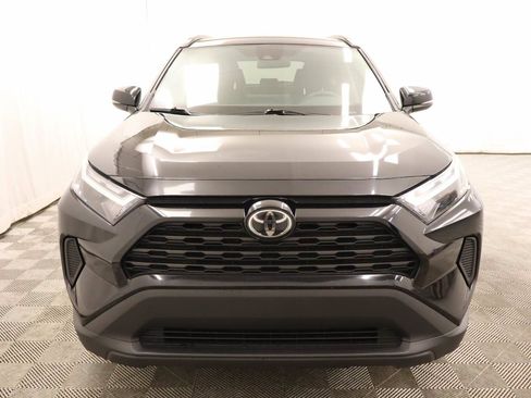 Used 2025 Toyota RAV4 LE AWD/4WD image 4