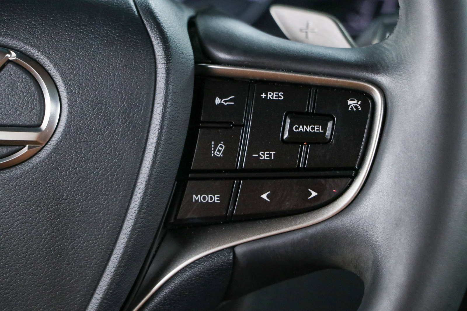 Used 2024 Lexus ES 350 w/ Premium Package FWD image 14