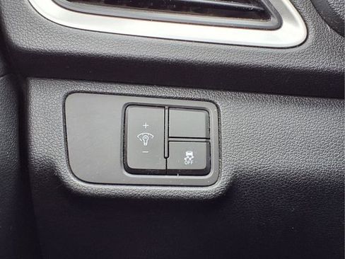 Used 2021 Hyundai Accent SE image 16