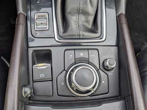 Used 2017 MAZDA MAZDA3 Grand Touring FWD image 28
