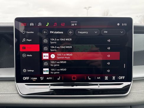 New 2026 Volkswagen Tiguan SE AWD/4WD image 17