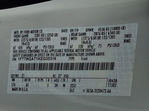 Used 2019 Ford F250 XL w/ STX Appearance Package RWD image 25