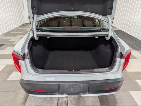 Used 2025 Kia K4 FWD image 23
