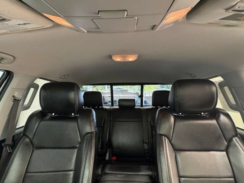 Used 2016 Toyota Tundra SR5 w/ SR5 Upgrade Package AWD/4WD image 29