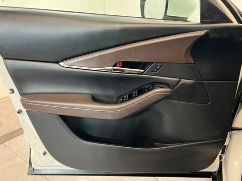 Used 2022 MAZDA CX-30 AWD 2.5 S w/ Premium Package image 15