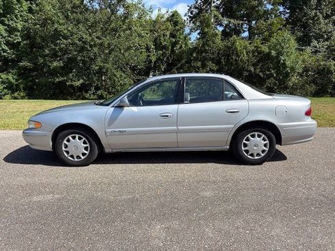 Used 2001 Buick Century Custom w/ Premium Pkg FWD image 8