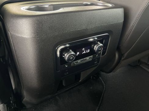 New 2026 GMC Yukon Elevation AWD/4WD image 21