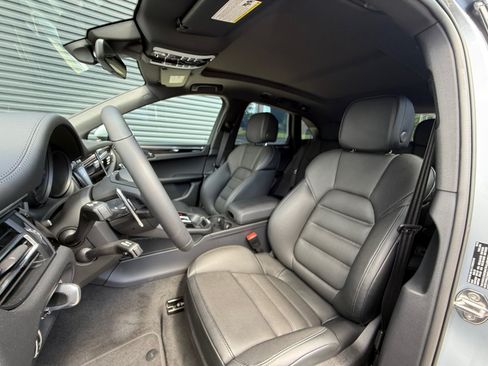 New 2026 Porsche Macan S AWD/4WD image 5