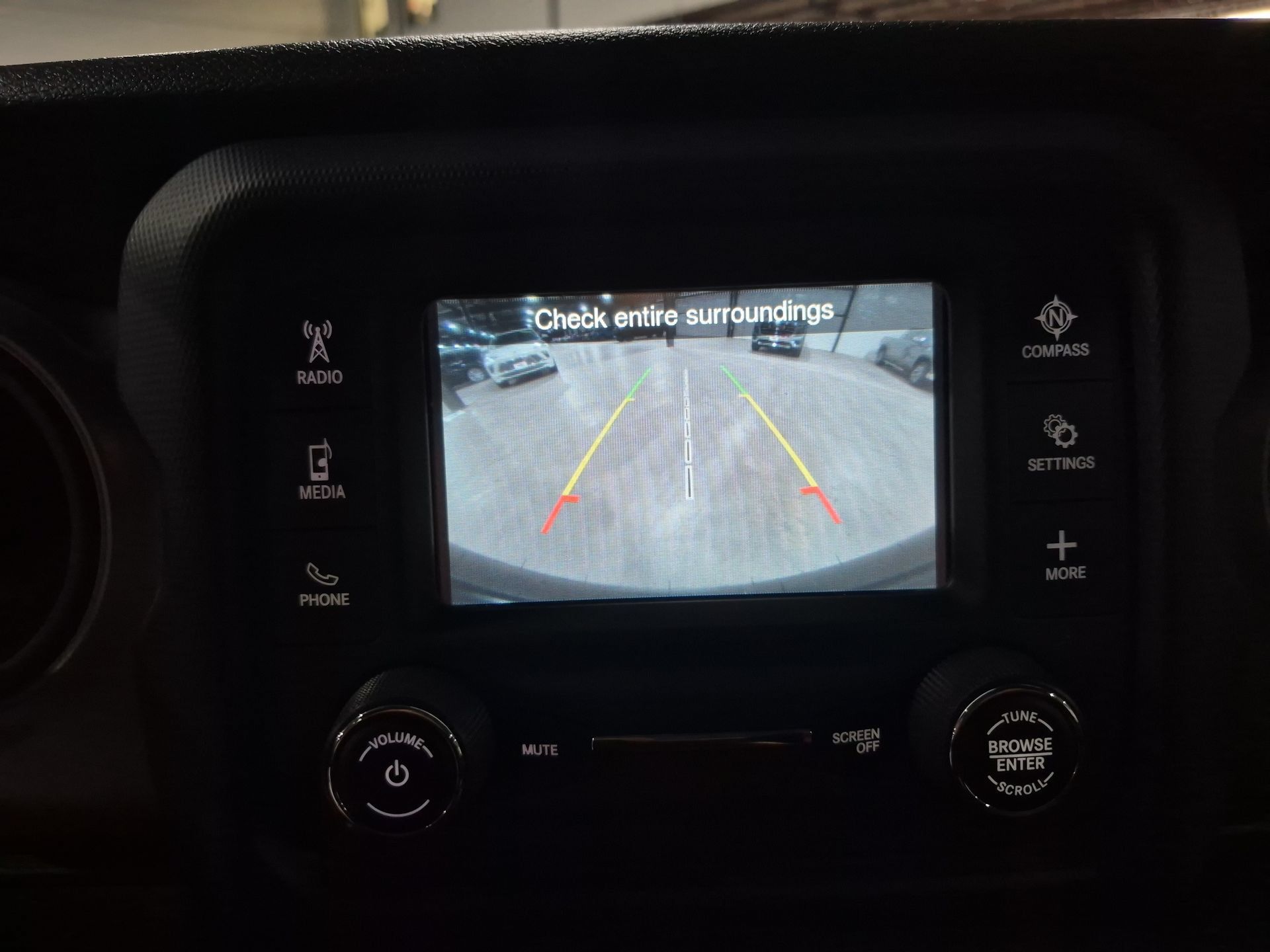 Used 2018 Jeep Wrangler Unlimited Sport AWD/4WD image 15