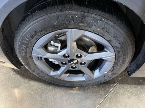 Certified 2025 Kia K4 LXS image 10