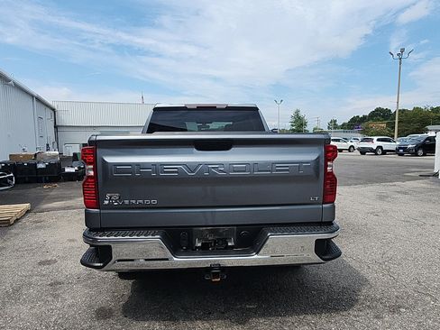 Used 2022 Chevrolet Silverado 1500 LT RWD image 4