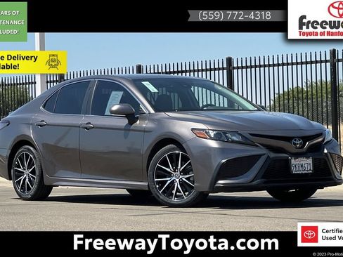 Certified 2024 Toyota Camry SE FWD image 1