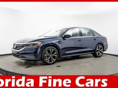 Used 2022 Volkswagen Passat 2.0T SE