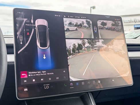Used 2026 Tesla Model Y 2WD image 21