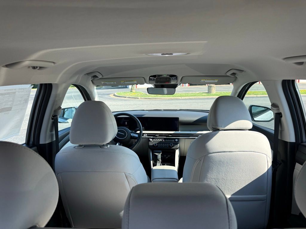 New 2025 Hyundai Tucson SE FWD image 14