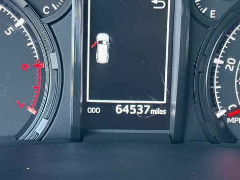 Used 2021 Toyota 4Runner SR5 Premium w/ Moonroof Package image 26