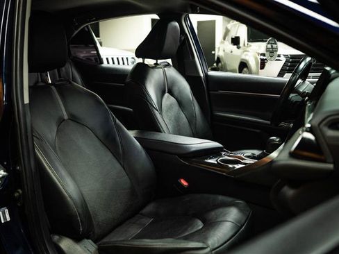Used 2022 Toyota Camry XSE w/ Carpet Mat Package (TMS) FWD image 14