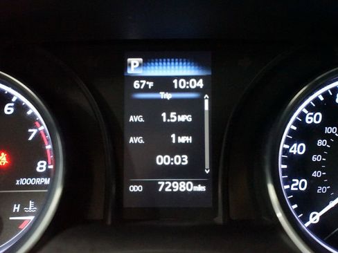 Certified 2020 Toyota Camry SE image 17