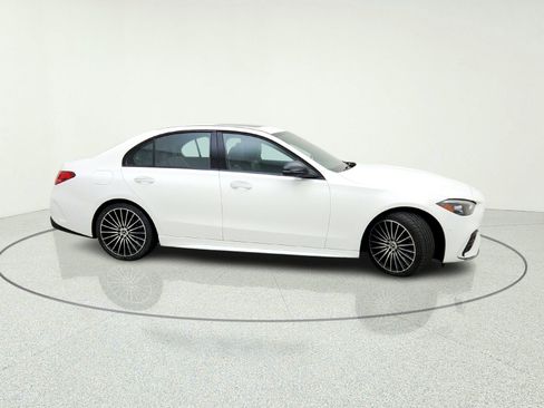 Used 2022 Mercedes-Benz C 300 Sedan image 6