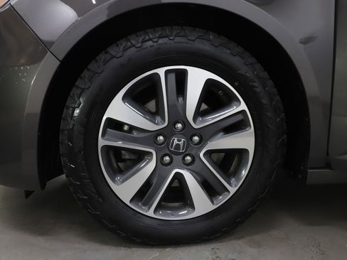 Used 2016 Honda Odyssey Touring Elite image 38