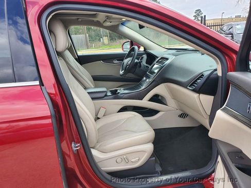 Used 2017 Lincoln MKX Reserve w/ Lincoln MKX Climate Package image 15