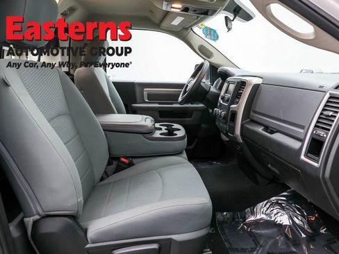 Used 2019 RAM 1500 Classic SLT image 21