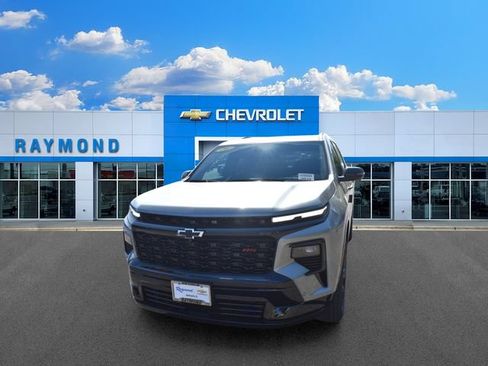 New 2026 Chevrolet Traverse RS w/ LPO, Floor Liner Package AWD/4WD image 8