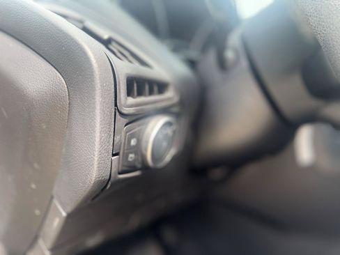 Used 2018 Ford Focus SEL FWD image 25